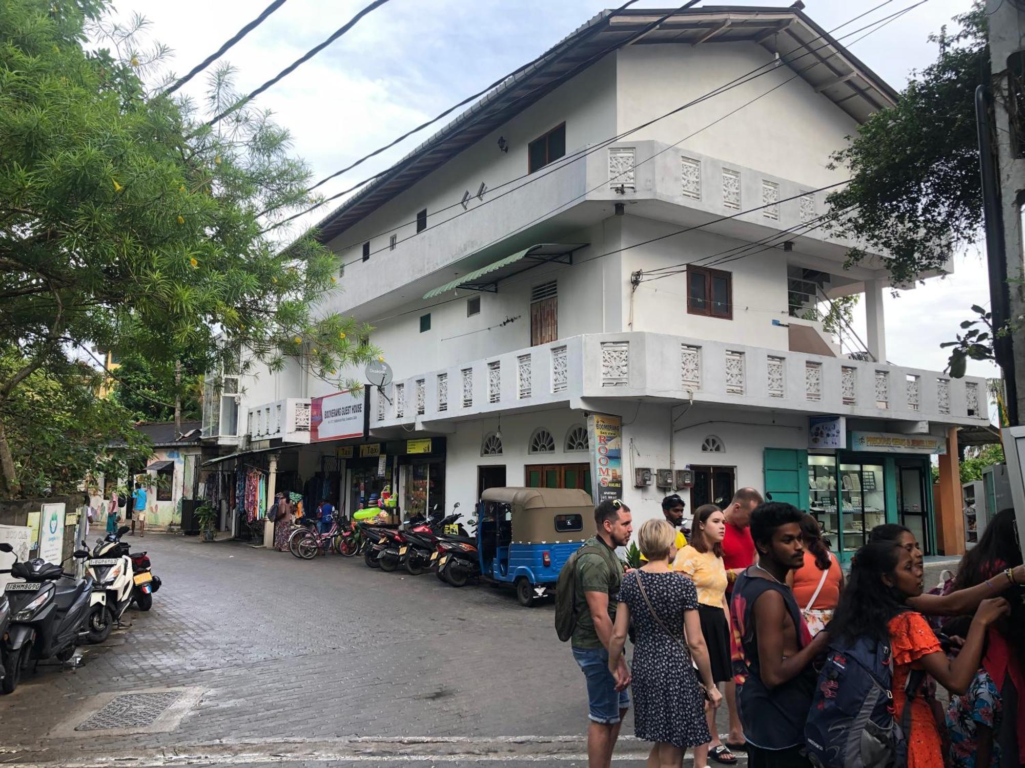 Boomerang Una With Free Scooter Bike Unawatuna Ngoại thất bức ảnh
